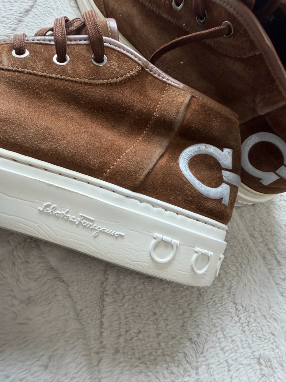 $850 Ferragamo Angel Gancini Parigi Logo Brown Suede Mid-Top Sneakers 10 11 - Picture 7 of 10